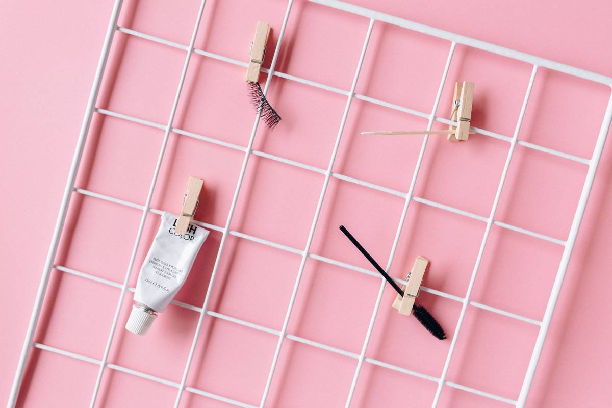 Makeup Drawer Storage: How to Transform Chaos Into Calm (Without Losing Your Favorite Lipstick)